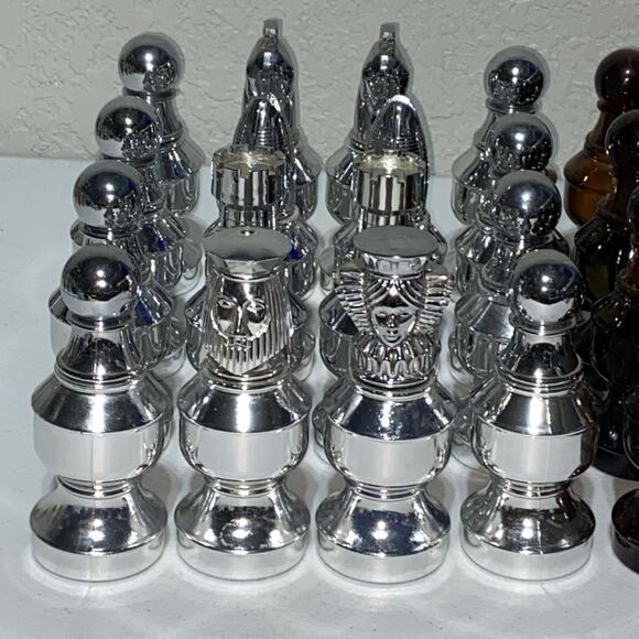 VTG Avon Mens After Shave Hair Products Chess Pieces Full Set 32 Piece Complete - Picture 3 of 9